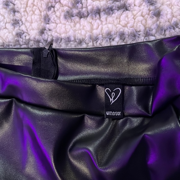 Worn once : Leather body-con skirt - Picture 3 of 3